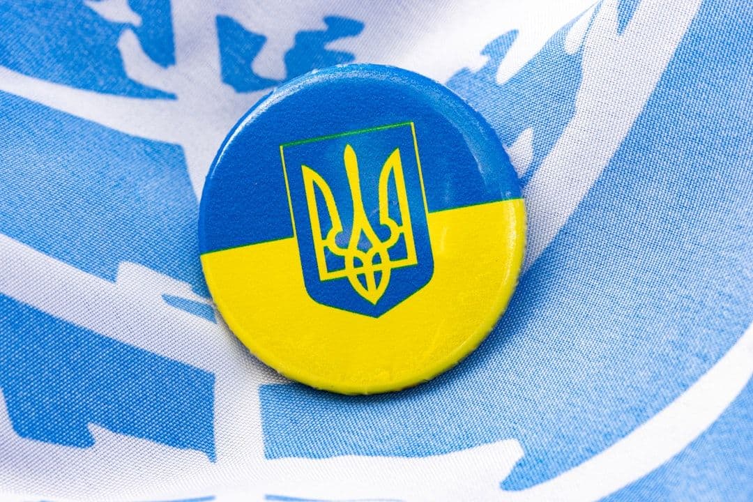 Ukraine tấn công nhà máy dầu ở Nga, leo thang xung đột quân sự