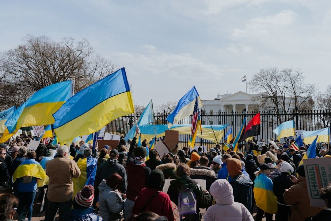 Nga - Ukraine: Vòng xoáy tấn công - đáp trả đe dọa ổn định châu Âu