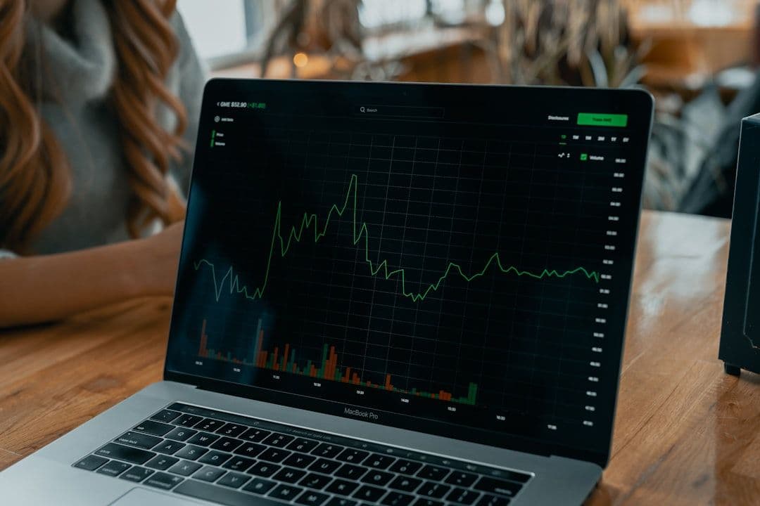 CEO Pitney Bowes bán 14 triệu USD cổ phiếu: Tín hiệu gì từ lãnh đạo?