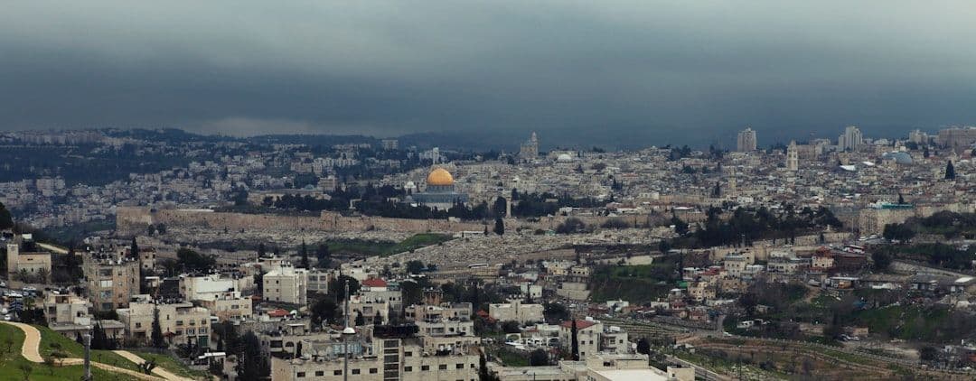 Israel và Hezbollah căng thẳng quân sự dọc sông Litani chiến lược ở Lebanon